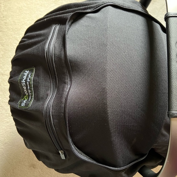 SOLD // Snooze Shade cover - Picture 4 of 7